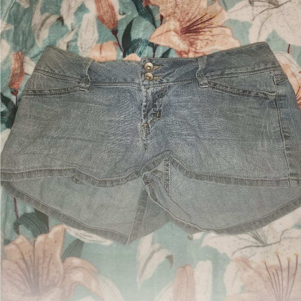 Women’s Denim Shorts - Blue Jean Casual Short